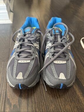 NEVER WORN Nike Grey and Blue Women's Running Sneakers